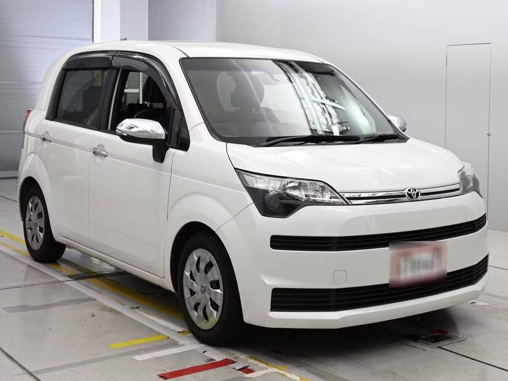 TOYOTA SPADE