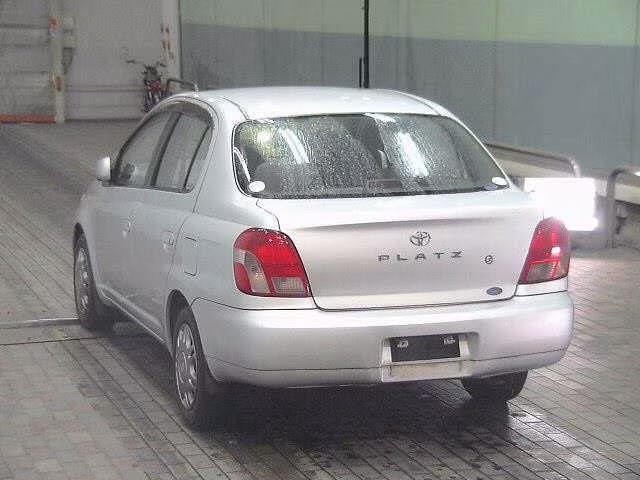 TOYOTA PLATZ