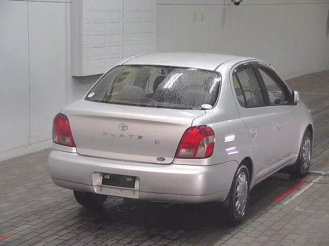 TOYOTA PLATZ