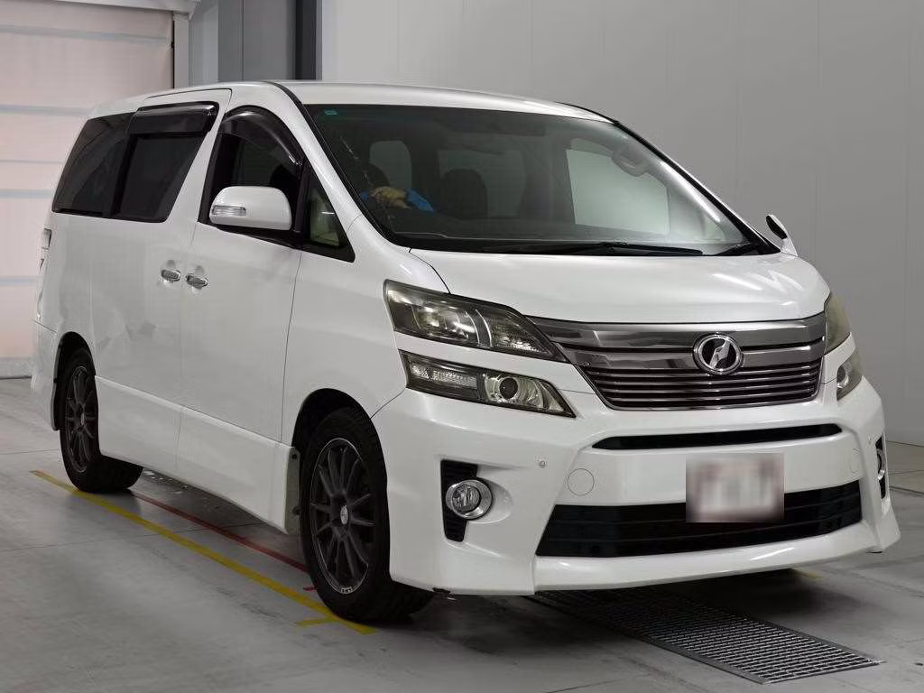 TOYOTA VELLFIRE
