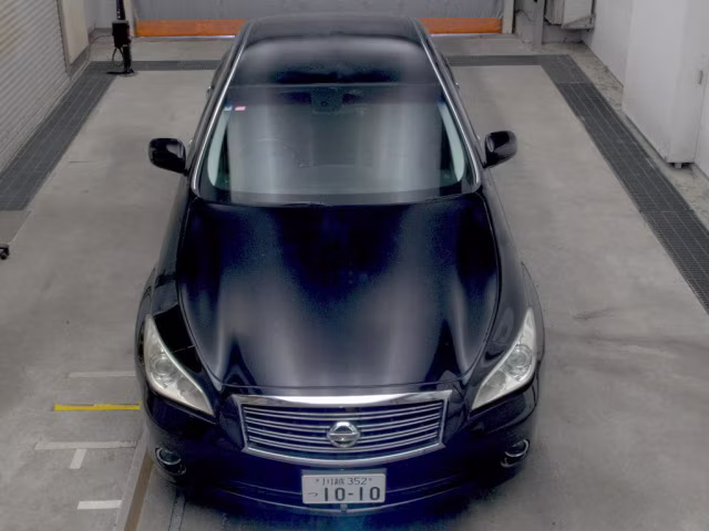 NISSAN FUGA