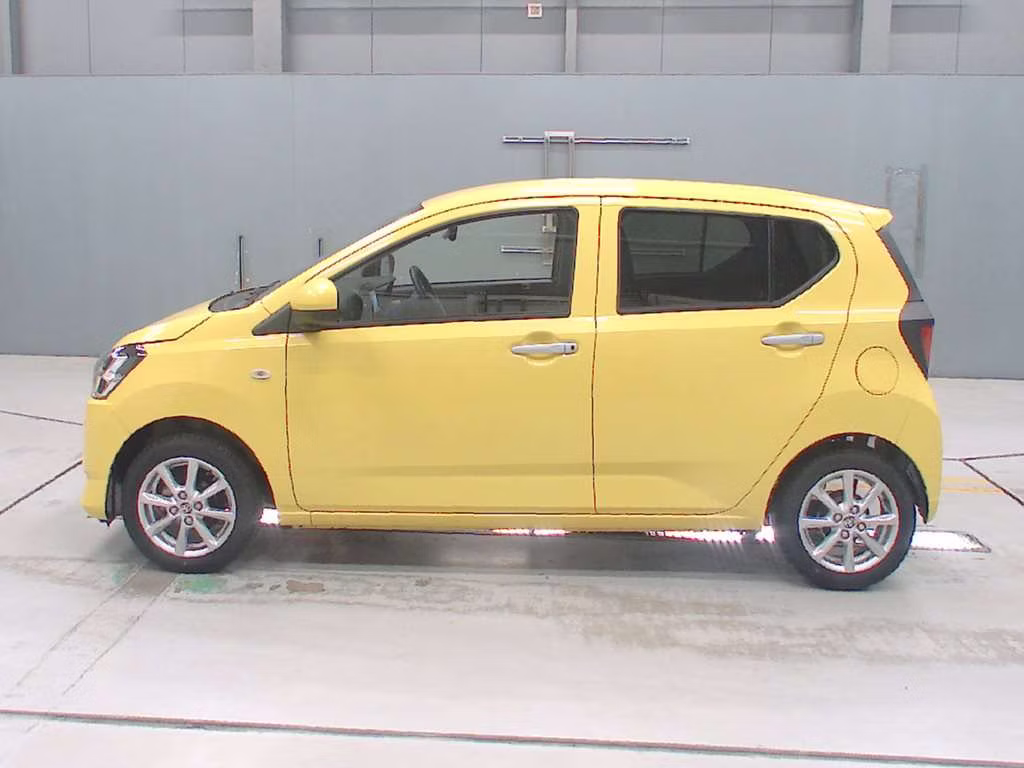 TOYOTA PIXIS EPOCH
