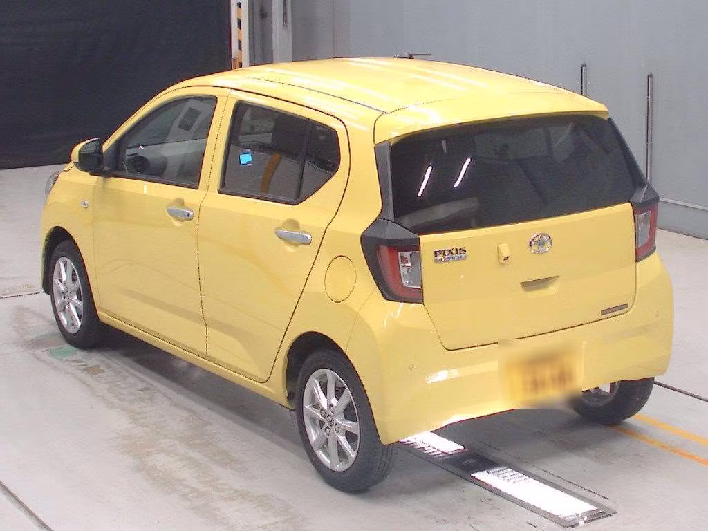 TOYOTA PIXIS EPOCH