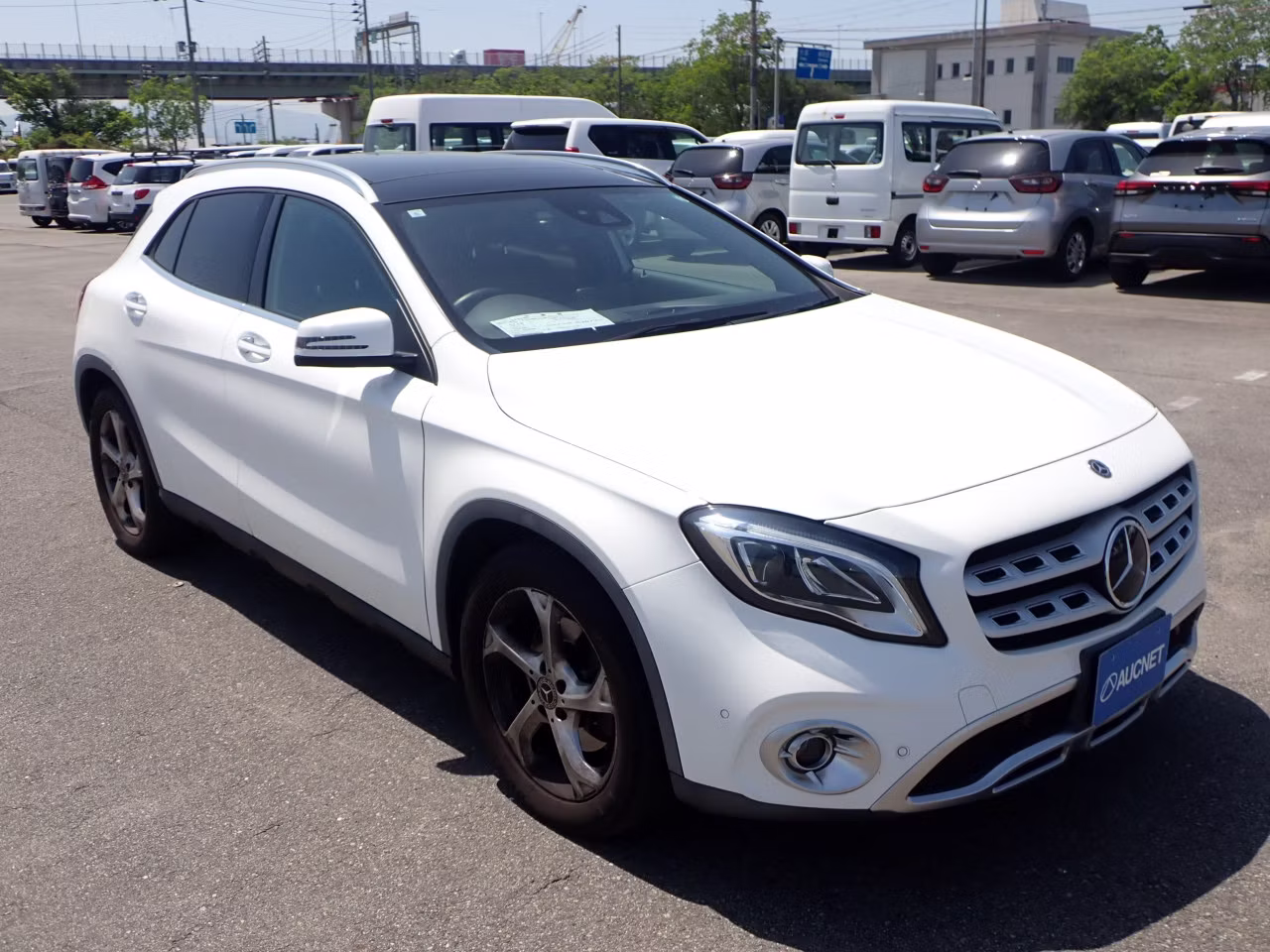 MERCEDES-BENZ GLA-CLASS