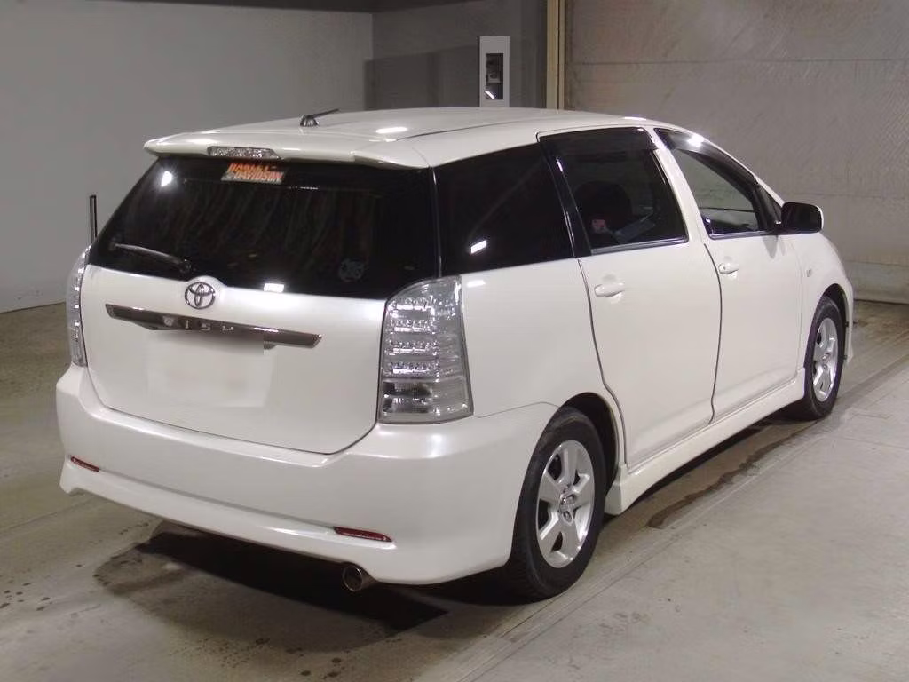 TOYOTA WISH
