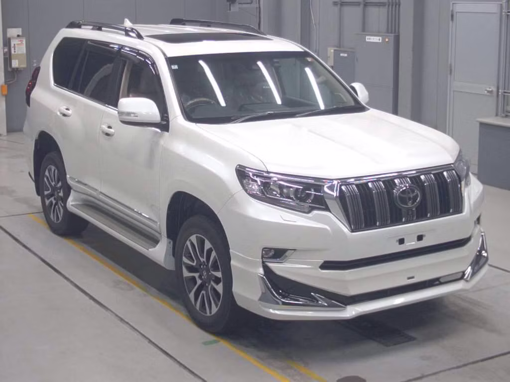 TOYOTA LAND CRUISER PRADO