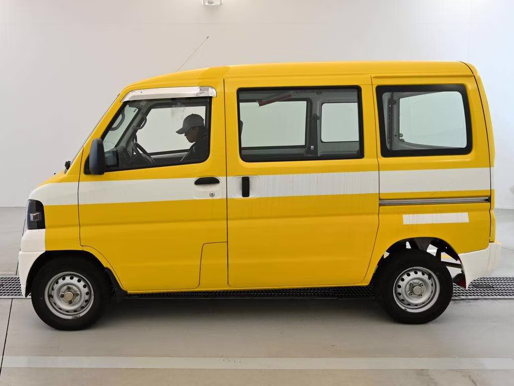 MITSUBISHI MINICAB