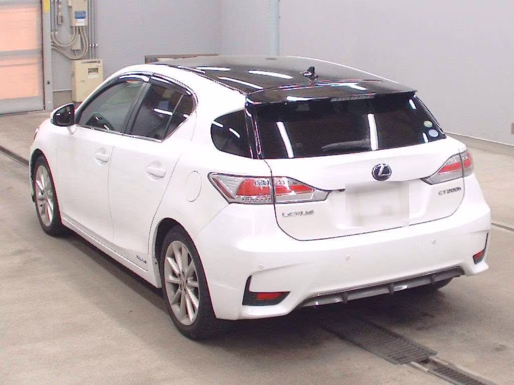 LEXUS CT200H