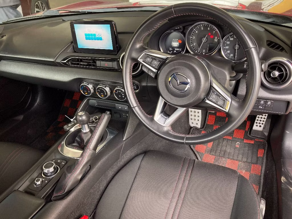 MAZDA MX-5