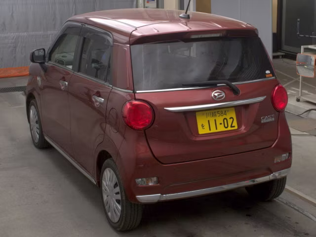 DAIHATSU CAST