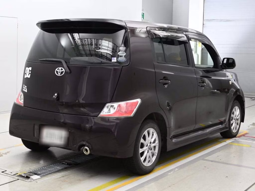 TOYOTA BB