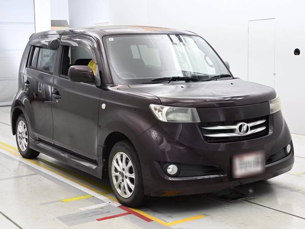 TOYOTA BB