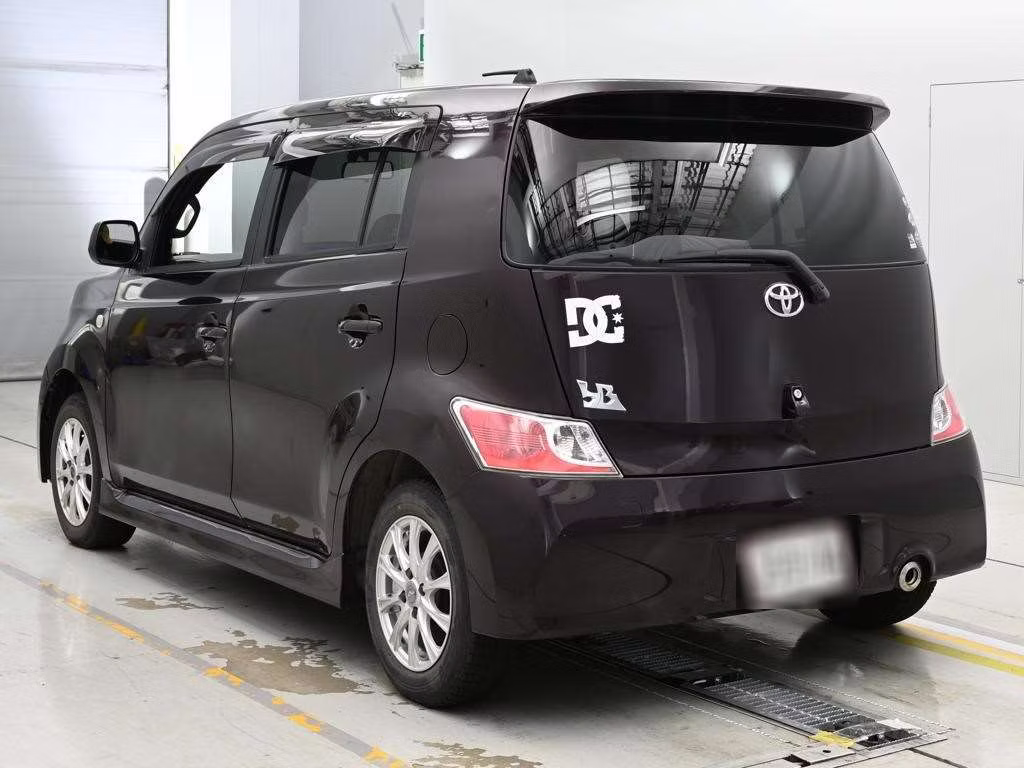 TOYOTA BB