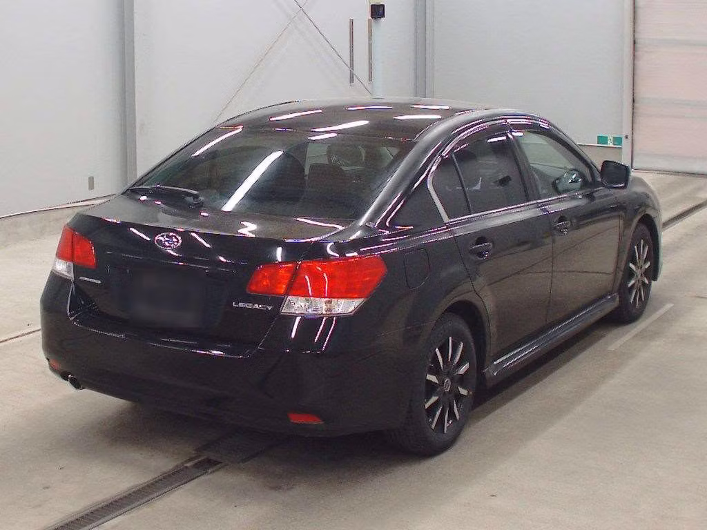 SUBARU LEGACY B4