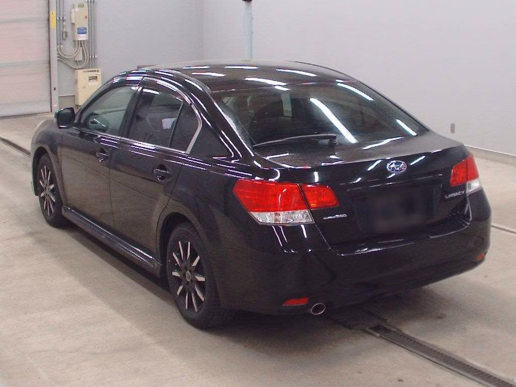 SUBARU LEGACY B4
