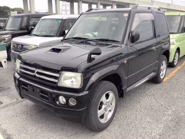MITSUBISHI PAJERO MINI