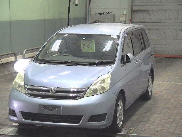 TOYOTA ISIS