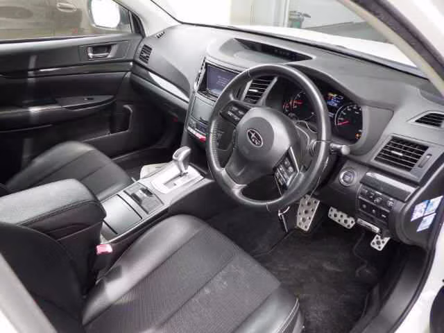 SUBARU LEGACY