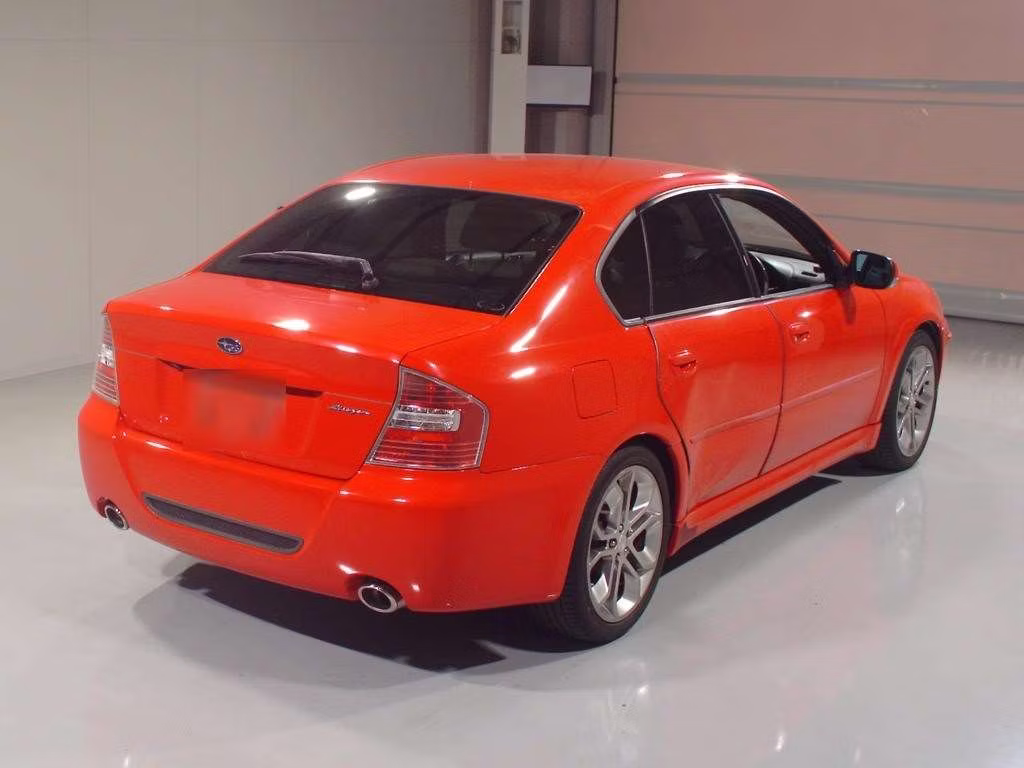 SUBARU LEGACY B4