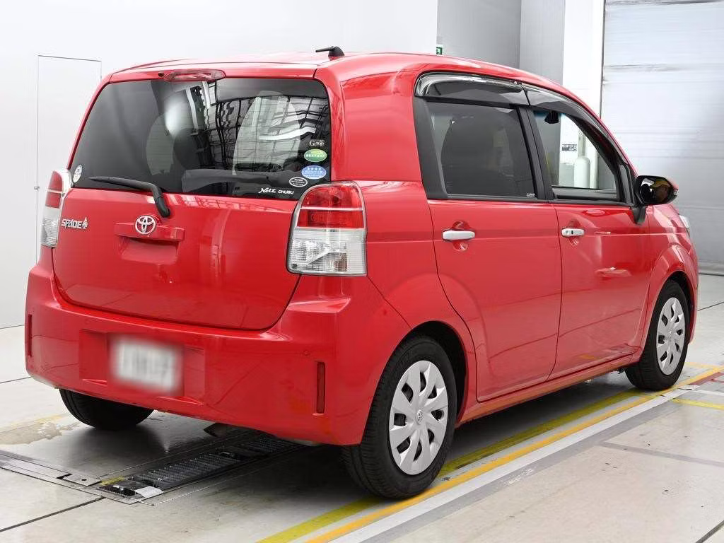 TOYOTA SPADE