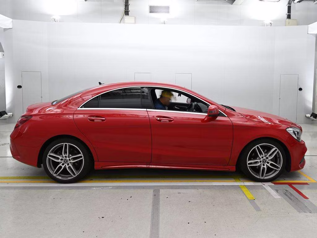 MERCEDES-BENZ CLA-CLASS