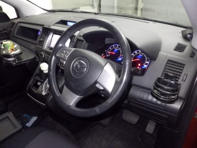 MAZDA MPV