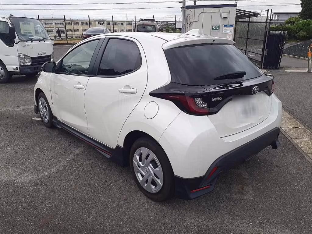 TOYOTA YARIS