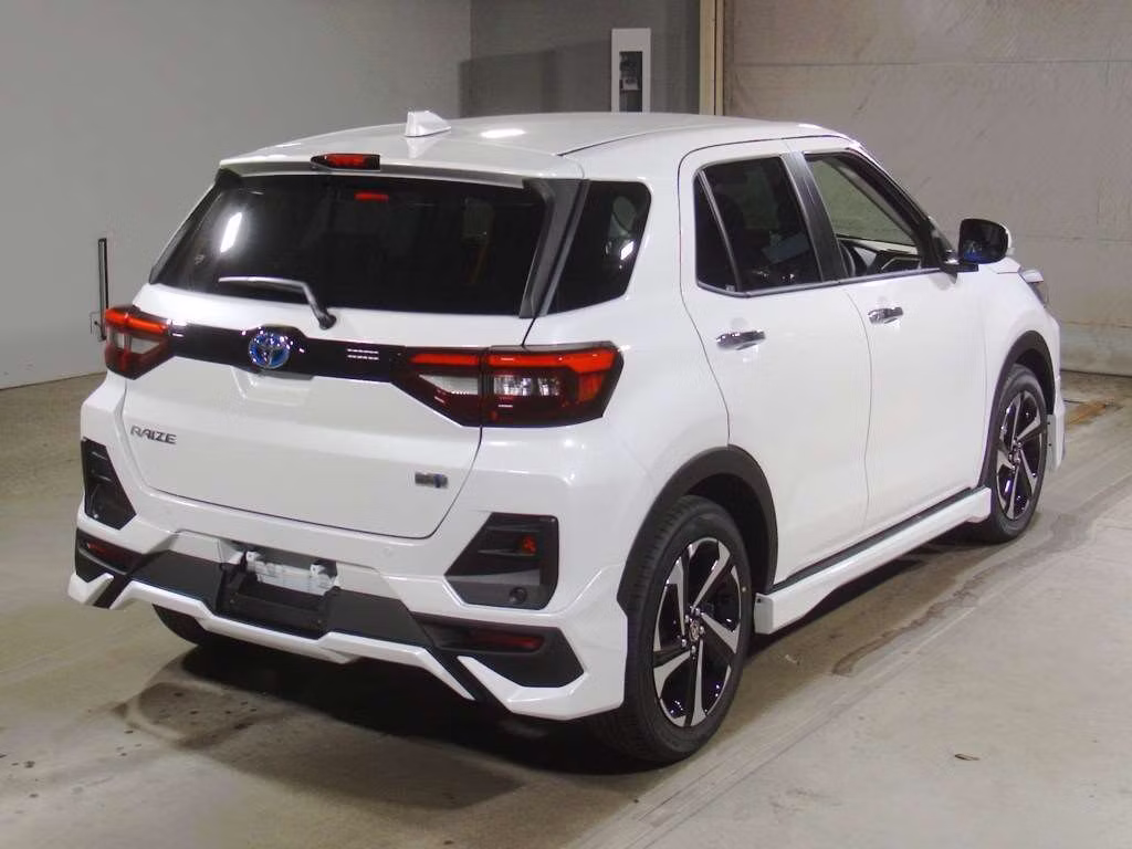 TOYOTA RAIZE