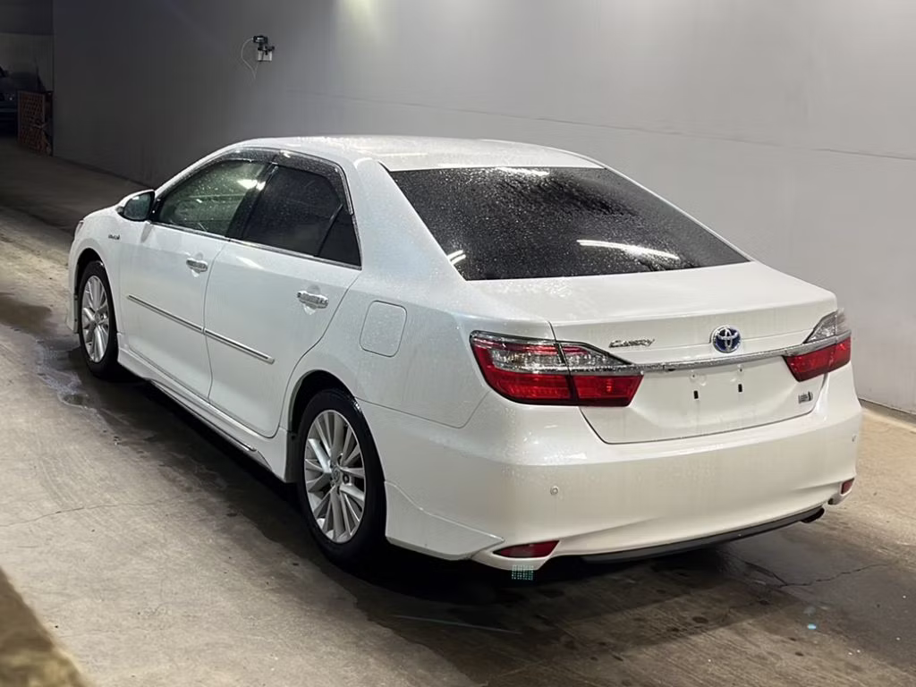 TOYOTA CAMRY