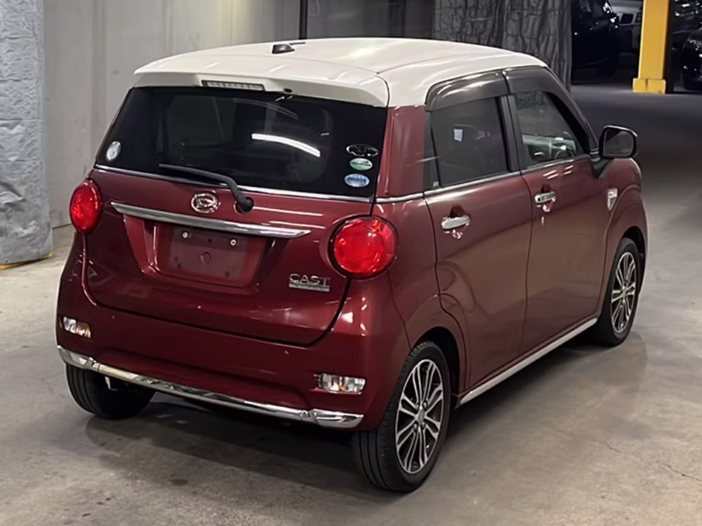 DAIHATSU CAST
