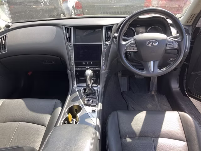 NISSAN SKYLINE