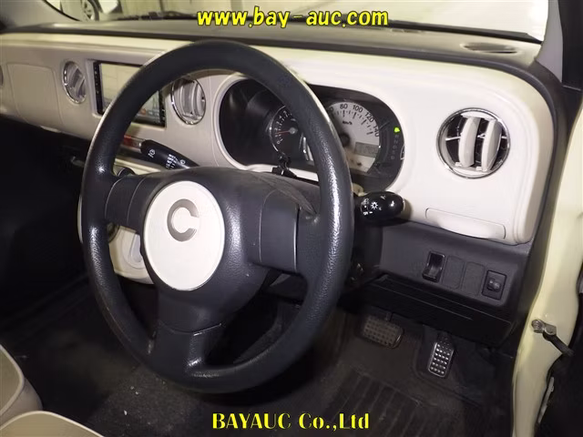 DAIHATSU MIRA COCOA