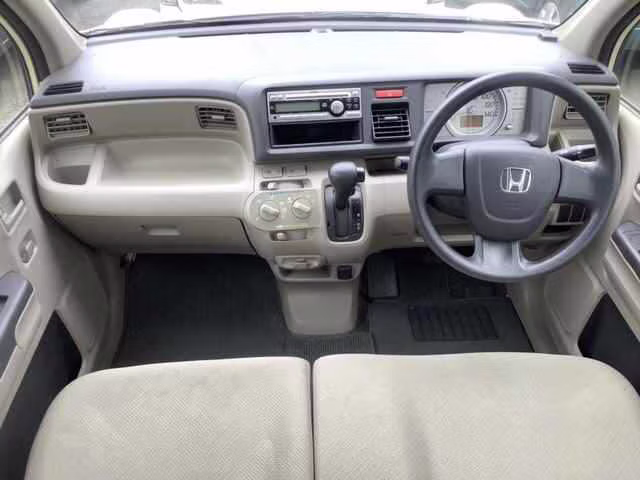 HONDA LIFE
