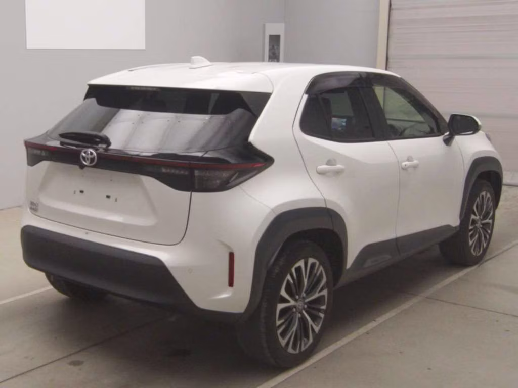 TOYOTA YARIS CROSS