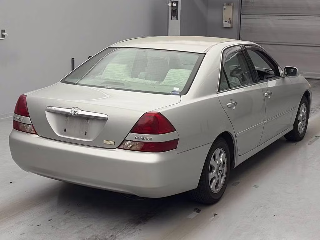 TOYOTA MARK II