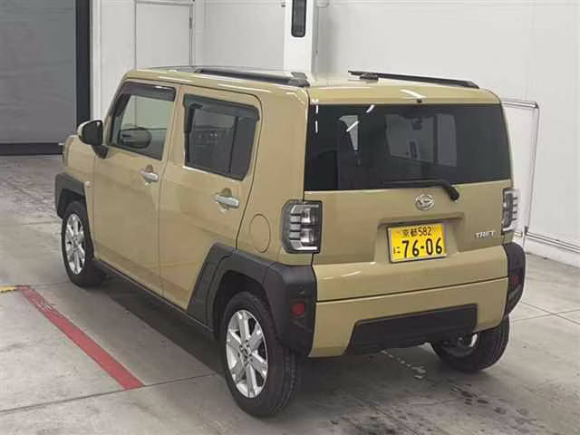DAIHATSU TAFT