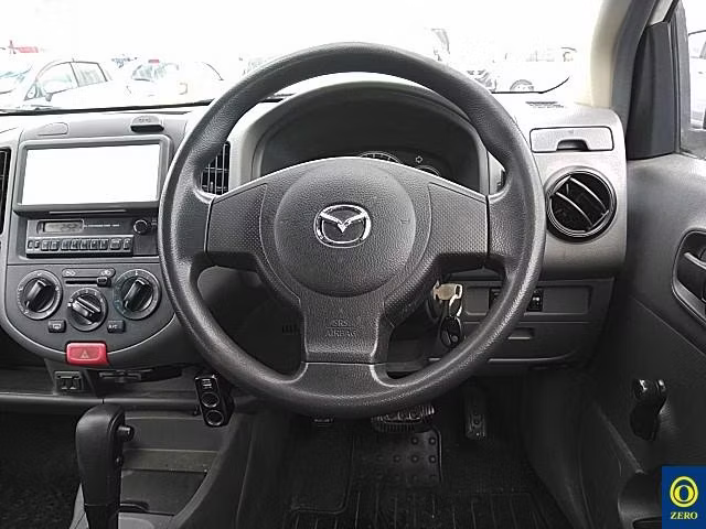 MAZDA FAMILIA