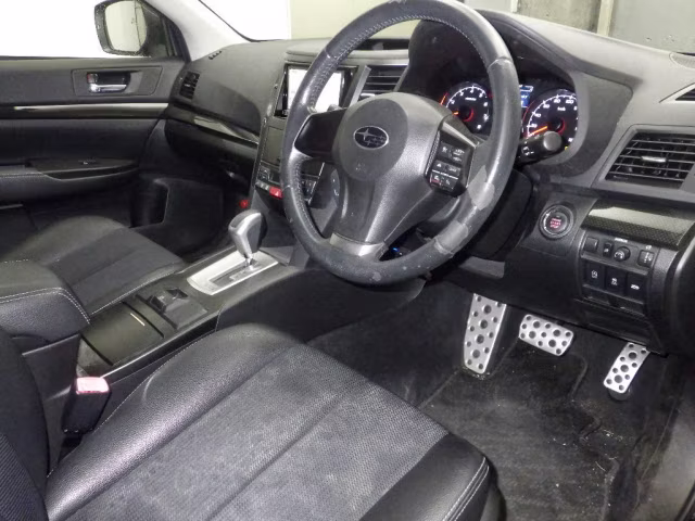 SUBARU LEGACY