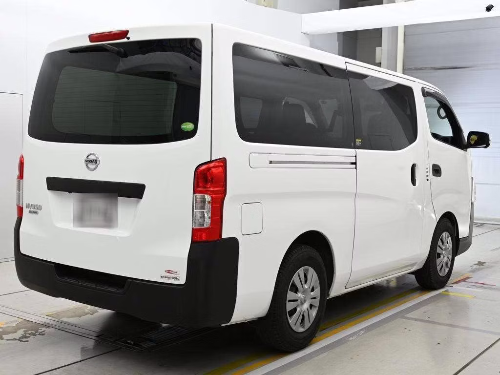 NISSAN NV350 CARAVAN
