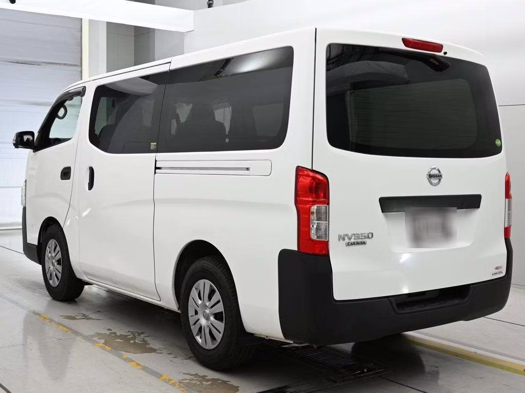 NISSAN NV350 CARAVAN