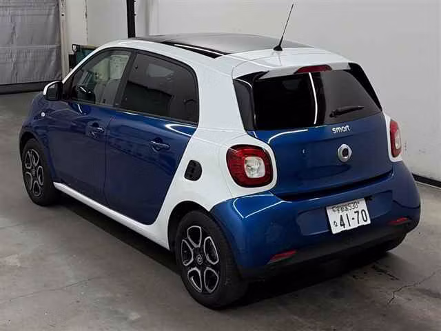 SMART FORFOUR