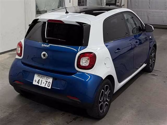 SMART FORFOUR