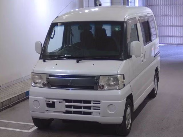 MITSUBISHI TOWN BOX