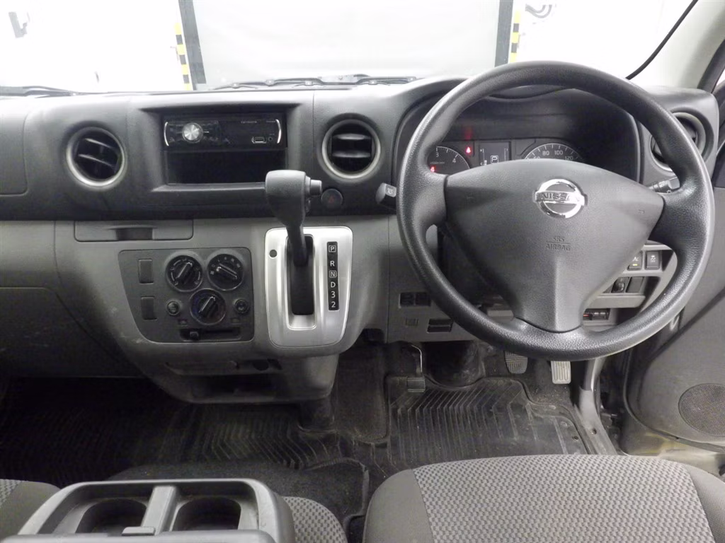 NISSAN NV350 CARAVAN