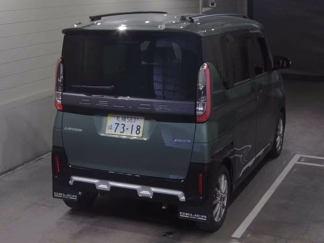 MITSUBISHI DELICA MINI