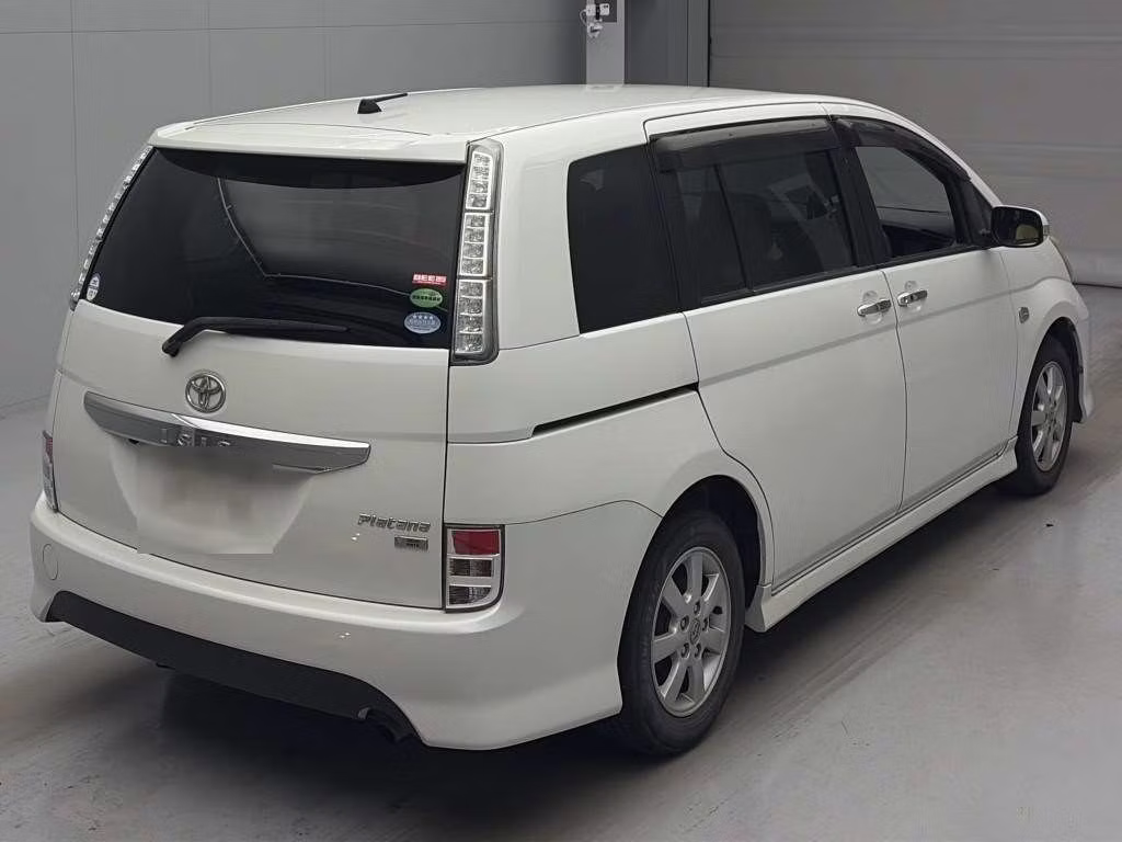 TOYOTA ISIS