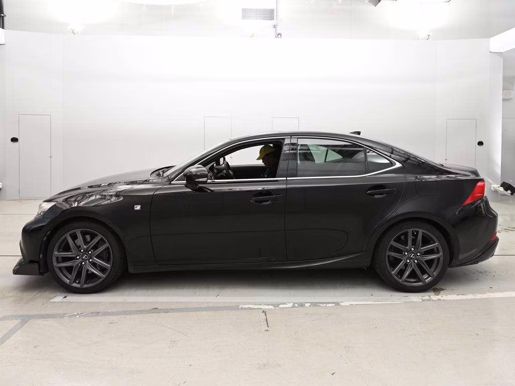 LEXUS IS350