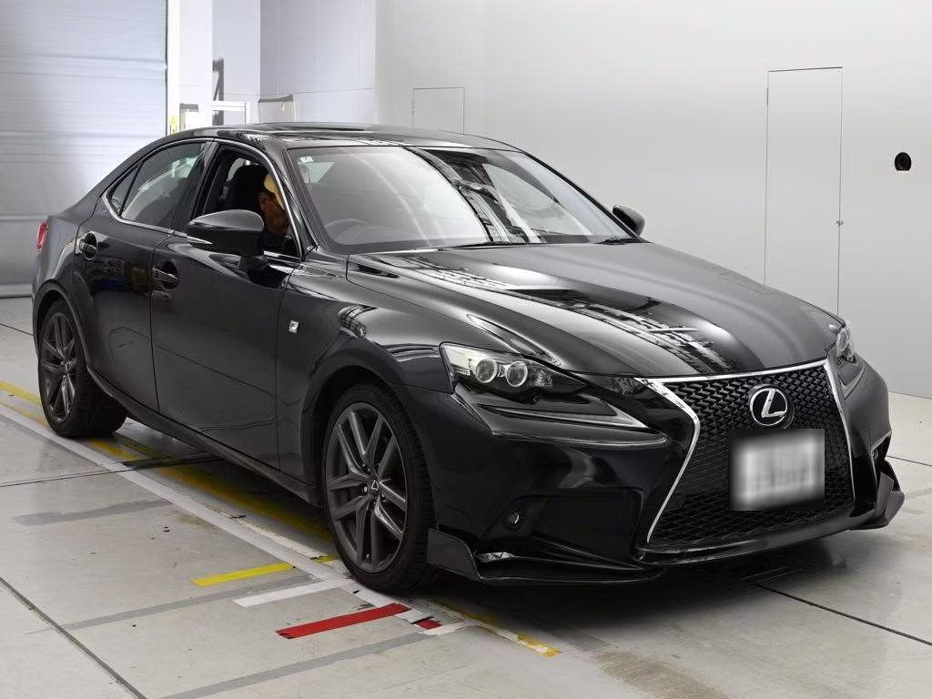 LEXUS IS350