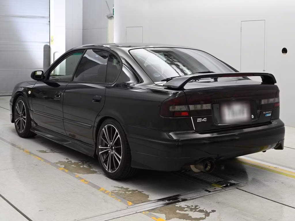 SUBARU LEGACY B4