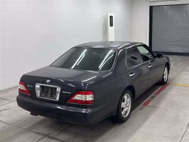 NISSAN GLORIA
